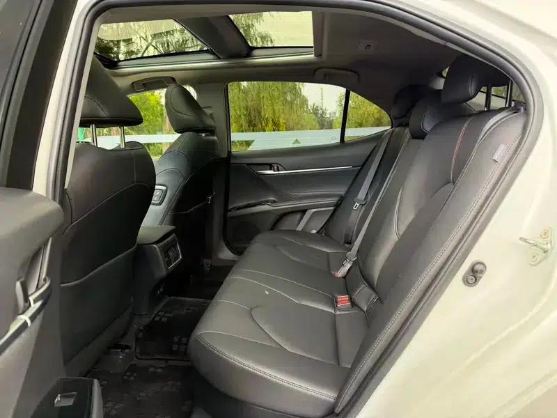Camry 2021 Hybrid 2.5HG Luxury Edition — миниатюра 24