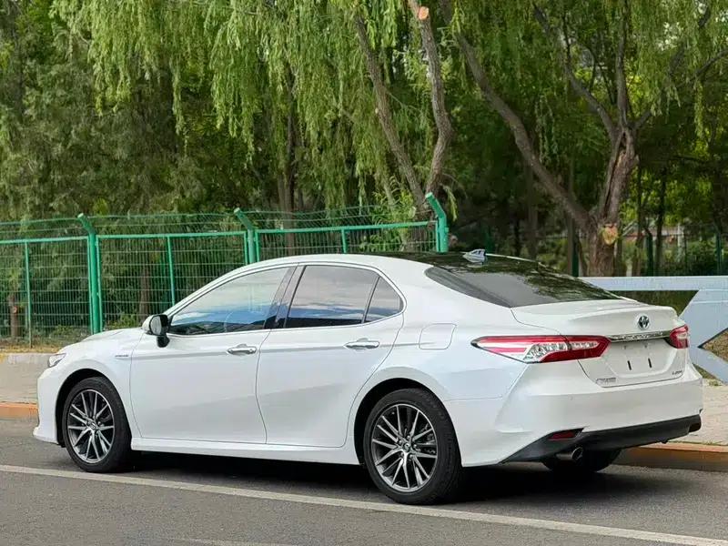 Camry 2021 Hybrid 2.5HG Luxury Edition — миниатюра 5