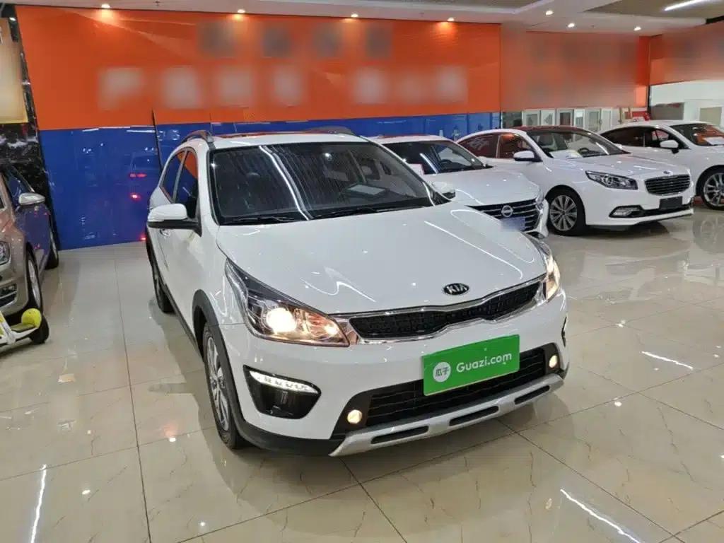 KX CROSS 2018 1.6L Automatic Sunroof Edition — миниатюра 4