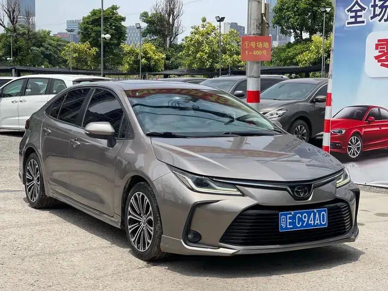 2019 Toyota Corolla 1.2T S-CVT Sport Edition — миниатюра 3