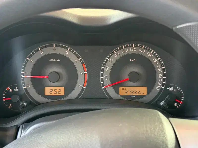 2013 Toyota Corolla Special Edition 1.6L Manual GL (Coolest Model) — миниатюра 8