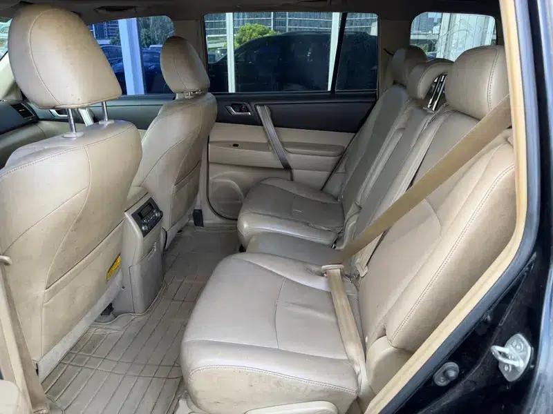 2012 Highlander 2.7L 2WD 7-seater Luxury Edition — миниатюра 13