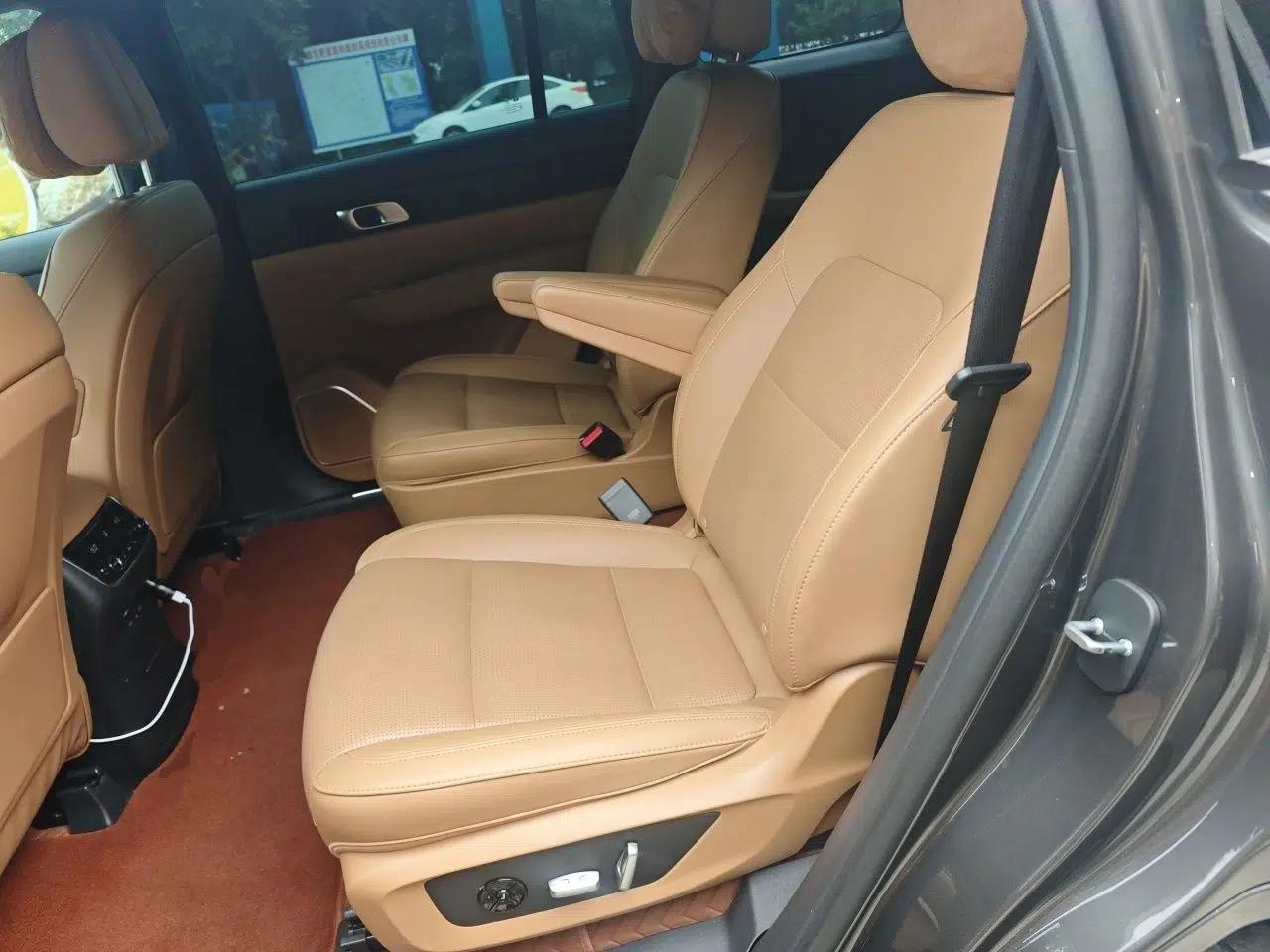 Li Auto ONE 2021 Extended-Range 6-Seater Version — миниатюра 17