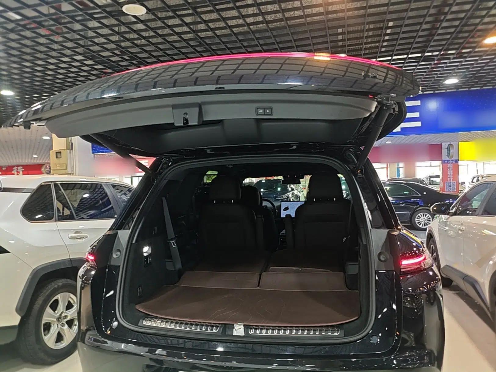 Li Auto L8 2023 Pro Model — миниатюра 22