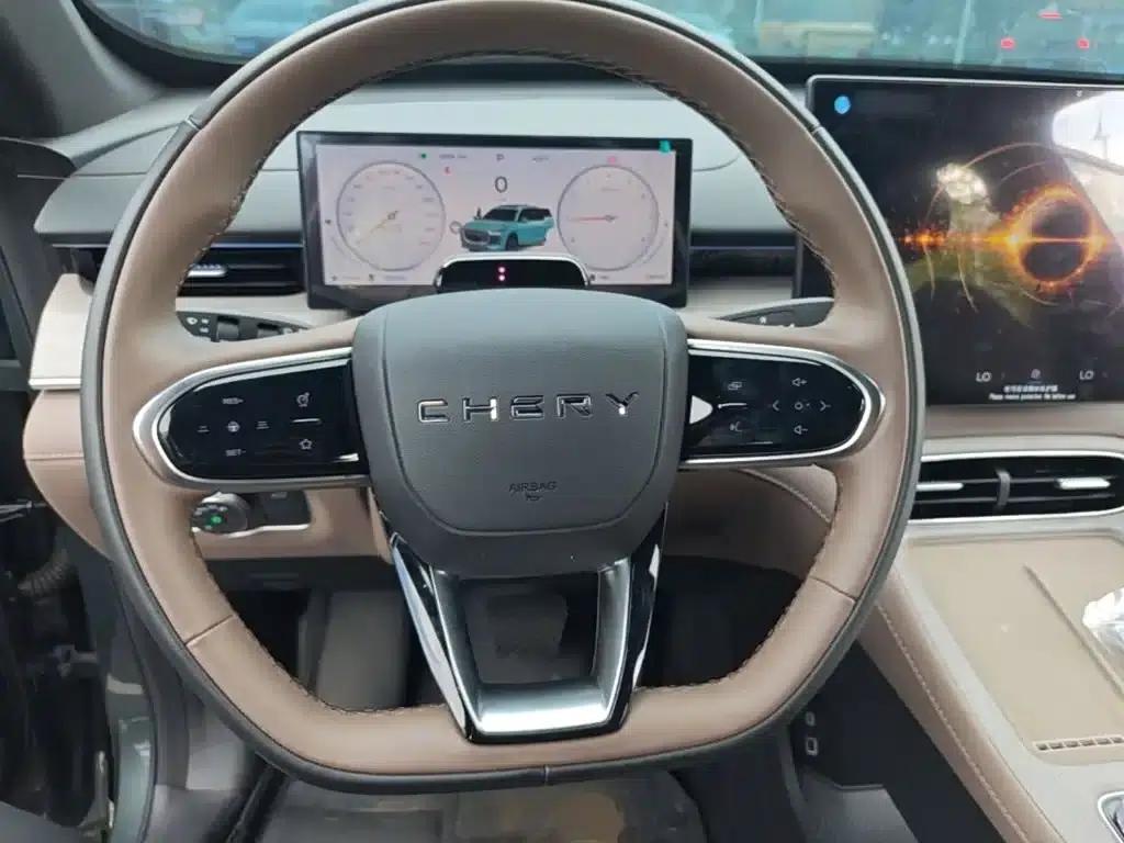 Chery Tiggo 8 PLUS 2025 290TGDI DCT Premium Edition — миниатюра 11