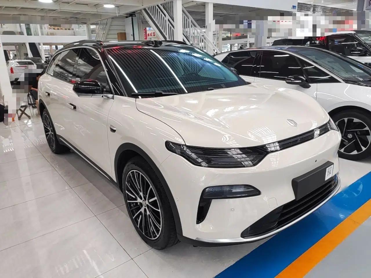 Leapmotor C11 2026 All-Electric 640 LiDAR Prestige Edition — миниатюра 3