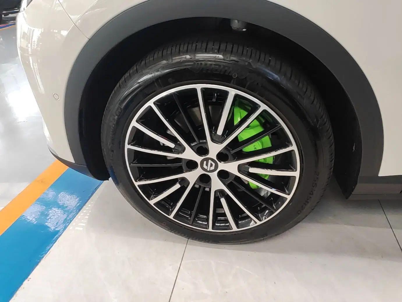 Leapmotor C11 2026 All-Electric 640 LiDAR Prestige Edition — миниатюра 10