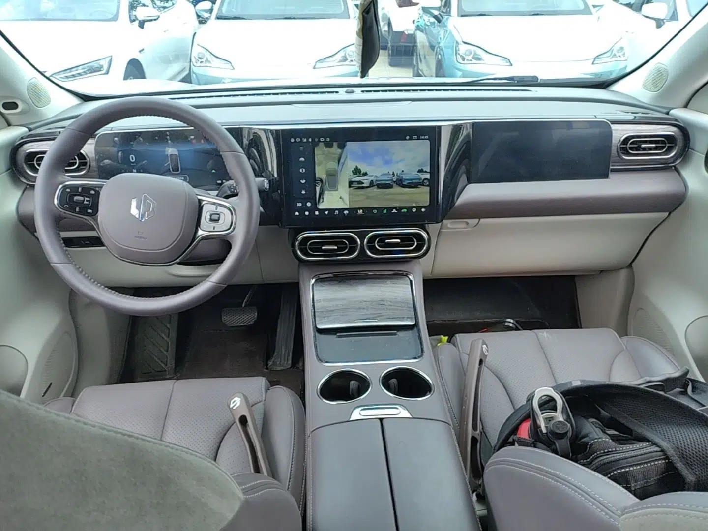 Leapmotor C11 2021 Deluxe Edition — миниатюра 12