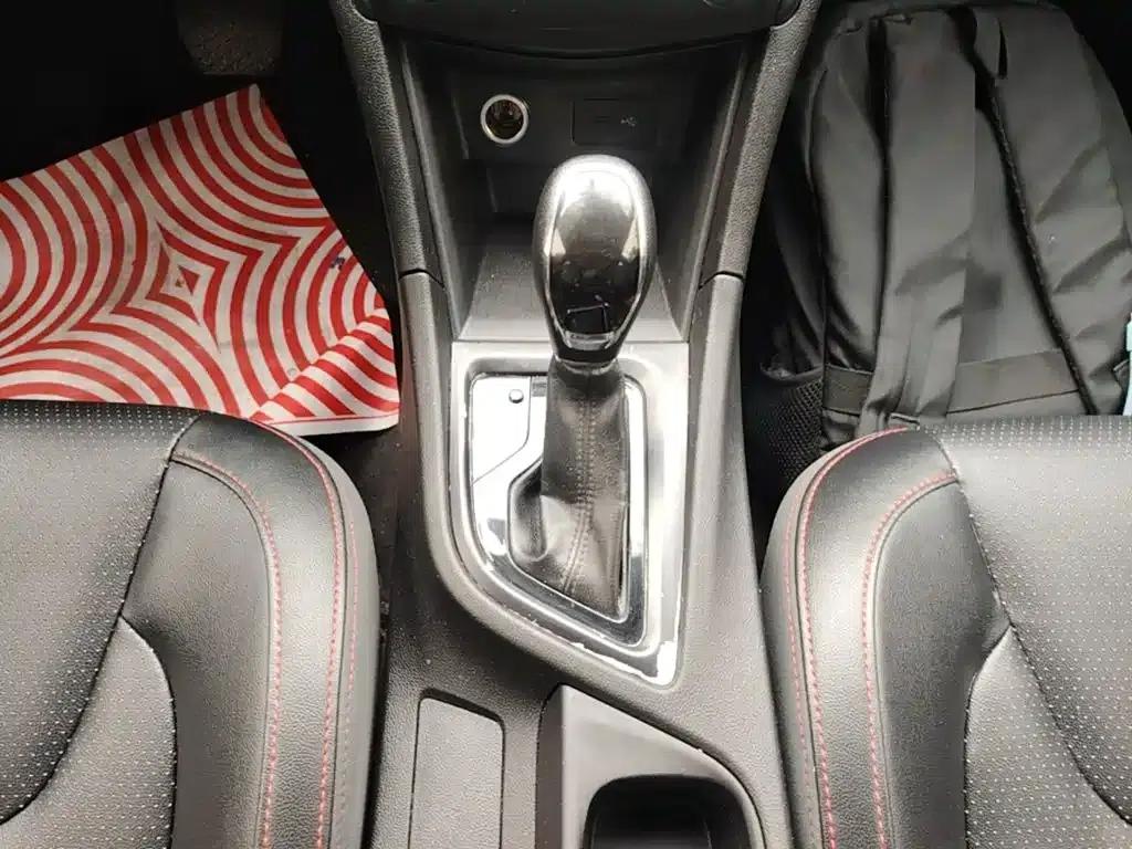 Chery Arrizo 5 2017 1.5L CVT Trendsetter Edition — миниатюра 14