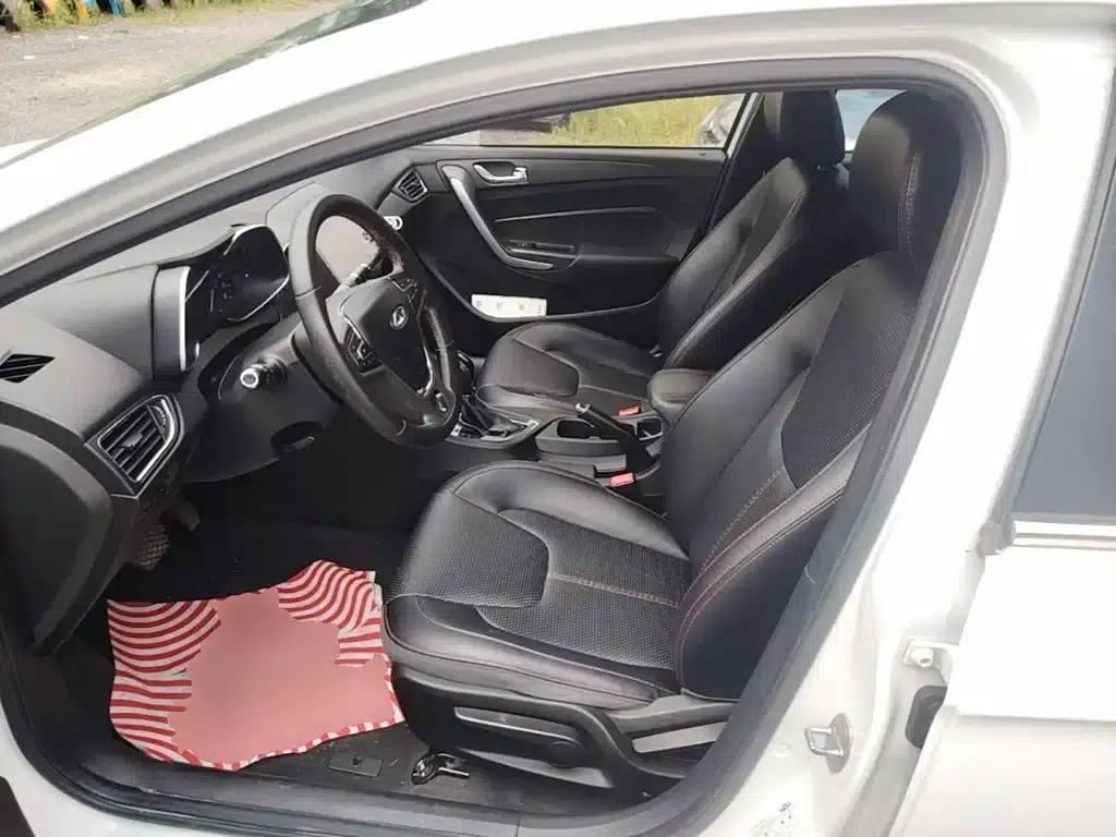 Chery Arrizo 5 2017 1.5L CVT Trendsetter Edition — миниатюра 15