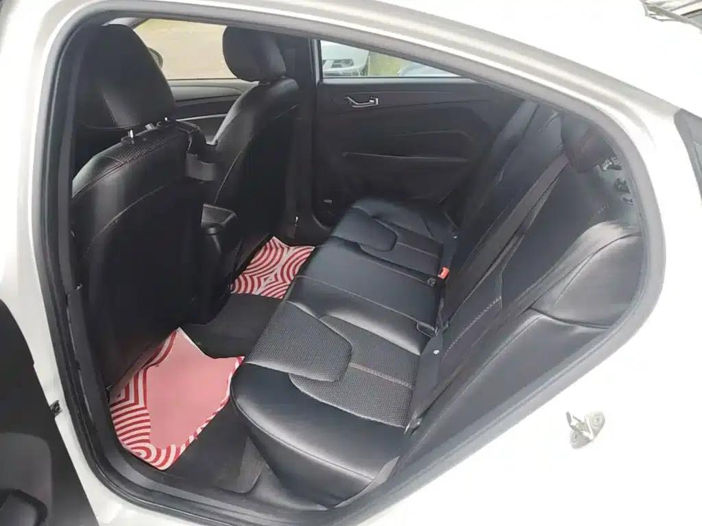 Chery Arrizo 5 2017 1.5L CVT Trendsetter Edition — миниатюра 17