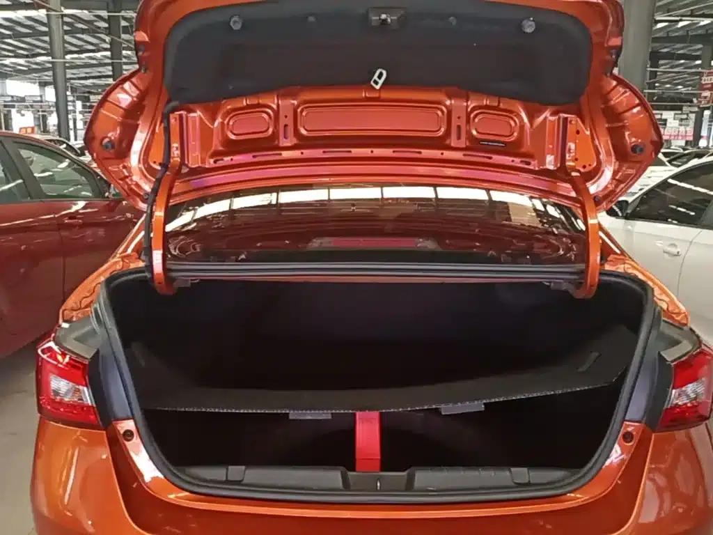 Chery Arrizo 5 2017 1.5L Manual Trendsetter Edition — миниатюра 19