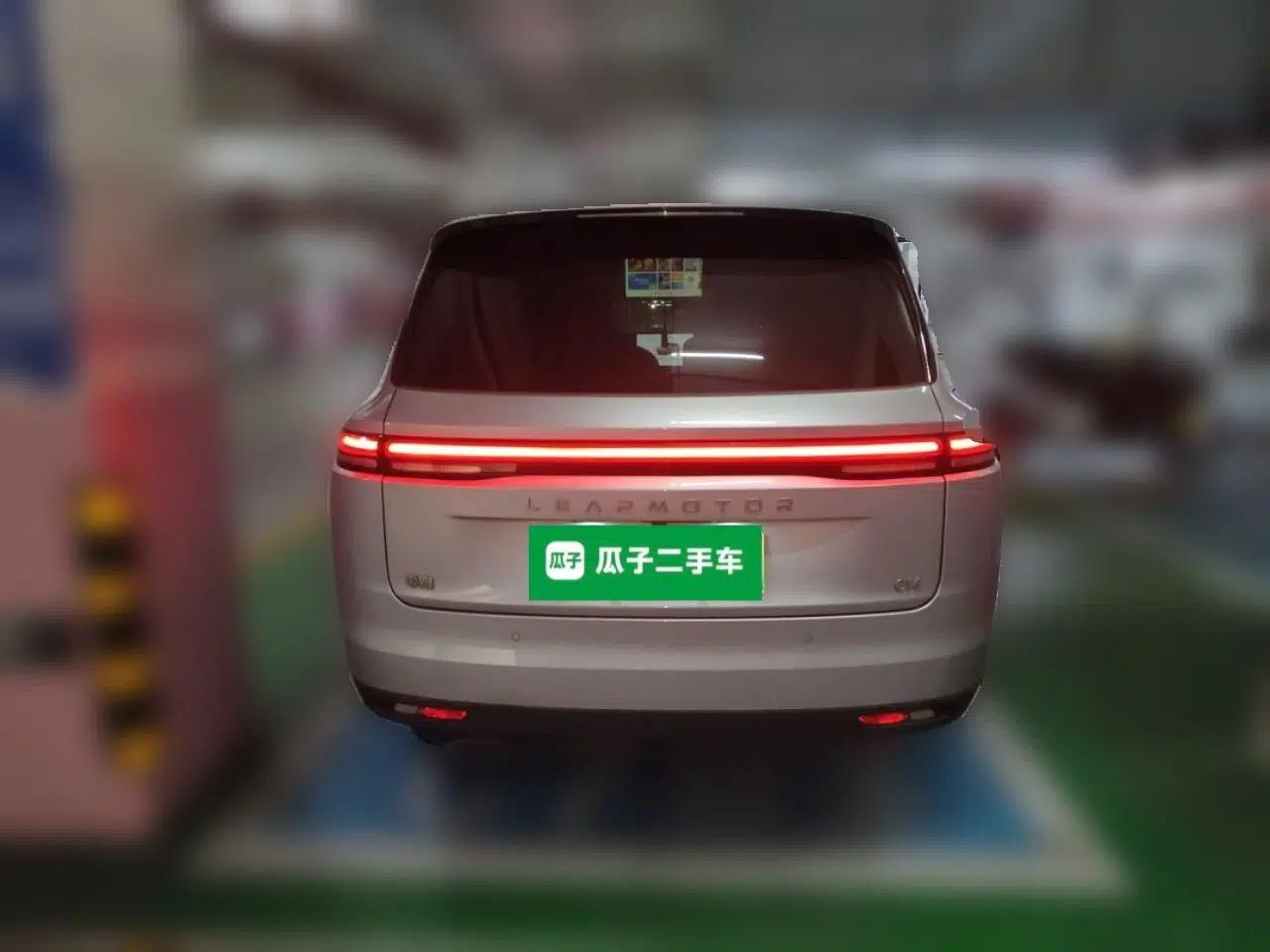Leapmotor C16 2024 Pure Electric 520 Deluxe Edition — миниатюра 5