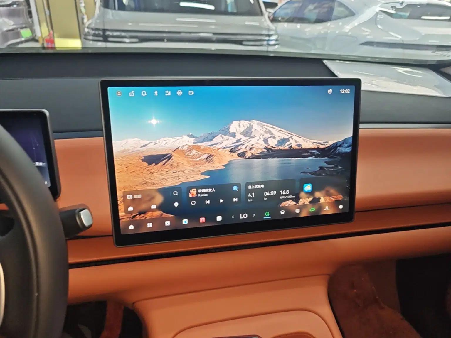 Leapmotor C16 2024 Pure Electric 520 Deluxe Edition — миниатюра 15