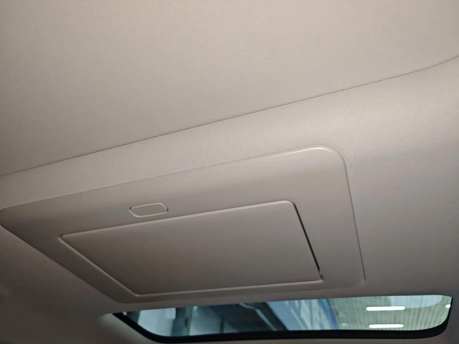 Leapmotor C16 2024 Pure Electric 520 Deluxe Edition — миниатюра 21