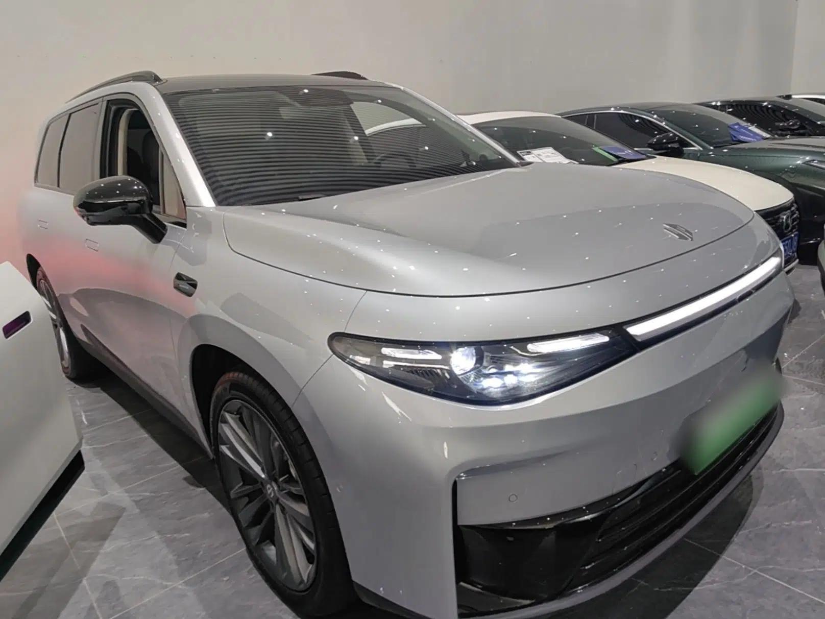 Leapmotor C16 2024 Pure Electric 520 Deluxe Edition — миниатюра 12
