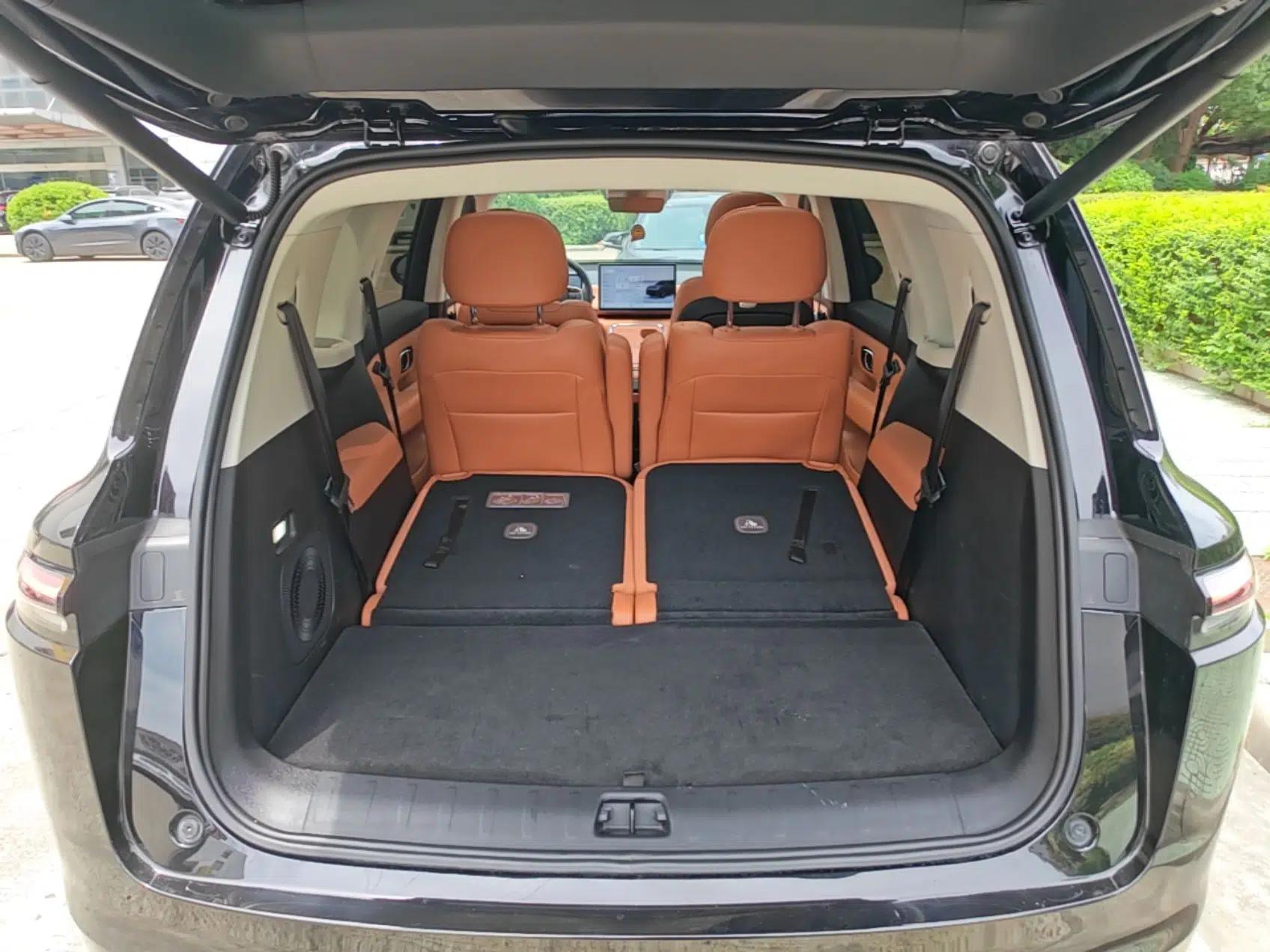 Leapmotor C16 2026 Extended-Range 280 LiDAR Zhizun Edition 6 Seats — миниатюра 27