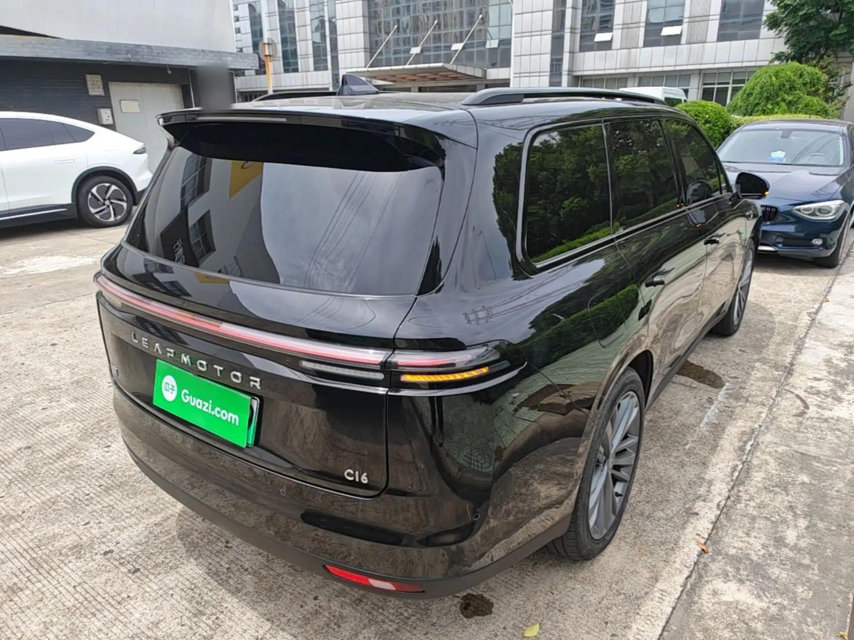 Leapmotor C16 2026 Extended-Range 280 LiDAR Zhizun Edition 6 Seats — миниатюра 6