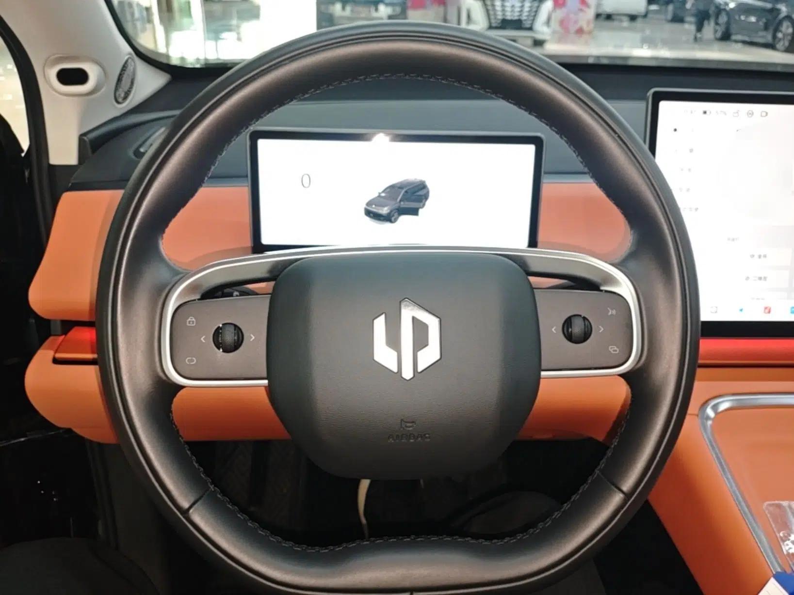 Leapmotor C16 2026 Extended-Range 280 LiDAR Zhizun Edition 6 Seats — миниатюра 13