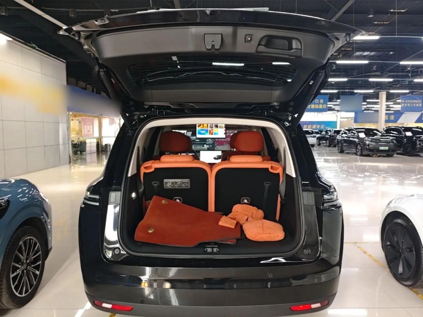 Leapmotor C16 2026 Extended-Range 280 LiDAR Zhizun Edition 6 Seats — миниатюра 22