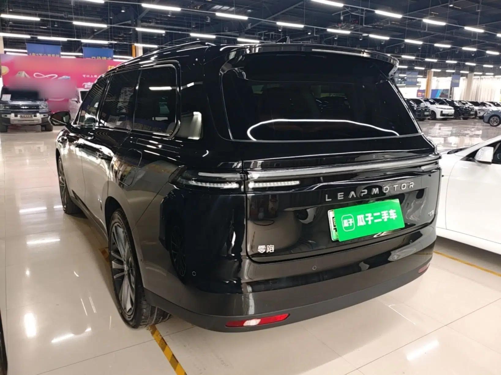 Leapmotor C16 2026 Extended-Range 280 LiDAR Zhizun Edition 6 Seats — миниатюра 4