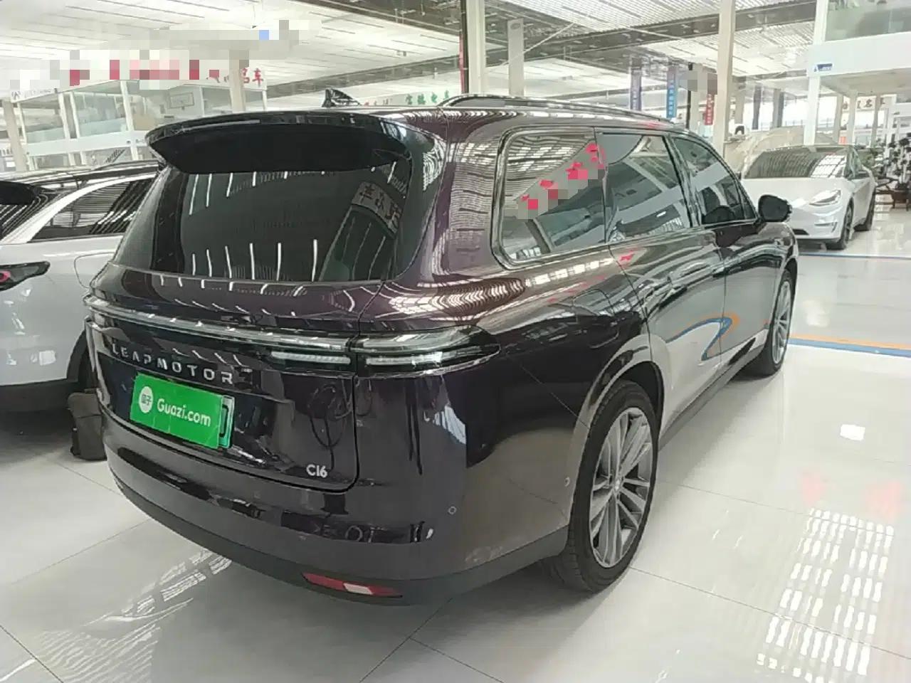 Leapmotor C16 2024 Range-Extended 200 Luxury Edition — миниатюра 6
