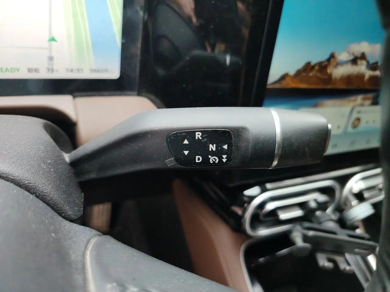 Leapmotor C01 2023 Range-Extended 216 Comfort Edition — миниатюра 14