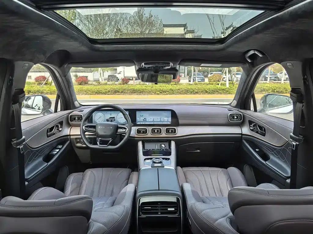 Chery Tiggo 9 2025 2.0T Automatic 2WD Premium Edition 5-seater — миниатюра 8