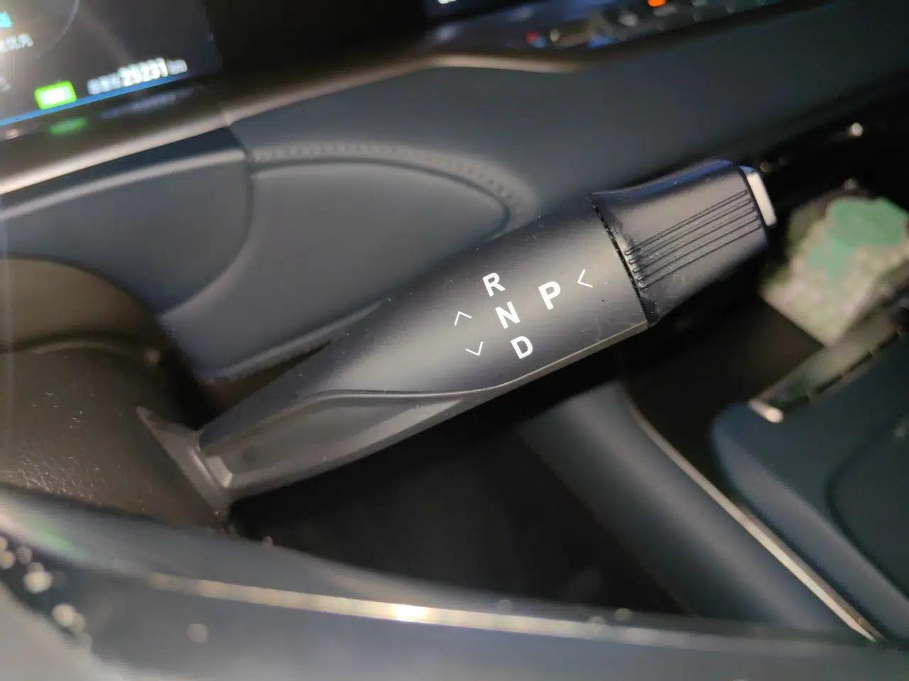 VOYAH FREE 2024 Ultra-Long Range Intelligent Driving Version — миниатюра 14