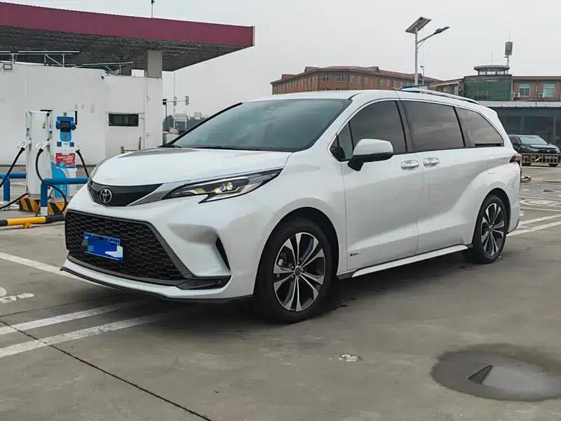 2024 Grevia Intelligent Hybrid Dual Engine 2.5L AWD Premium PLUS Edition — миниатюра 1