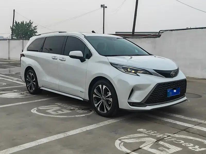 2024 Grevia Intelligent Hybrid Dual Engine 2.5L AWD Premium PLUS Edition — миниатюра 3