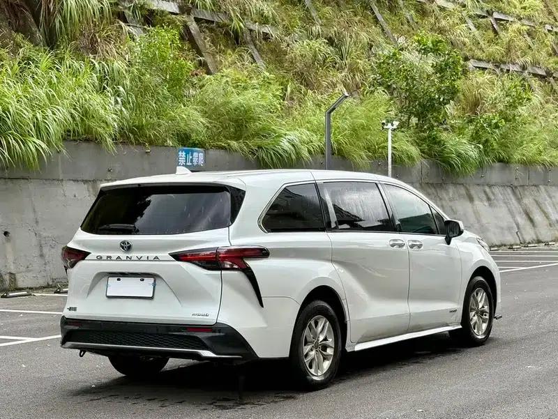 2023 Grevia Intelligent Hybrid Dual Engine 2.5L Comfort Edition — миниатюра 6