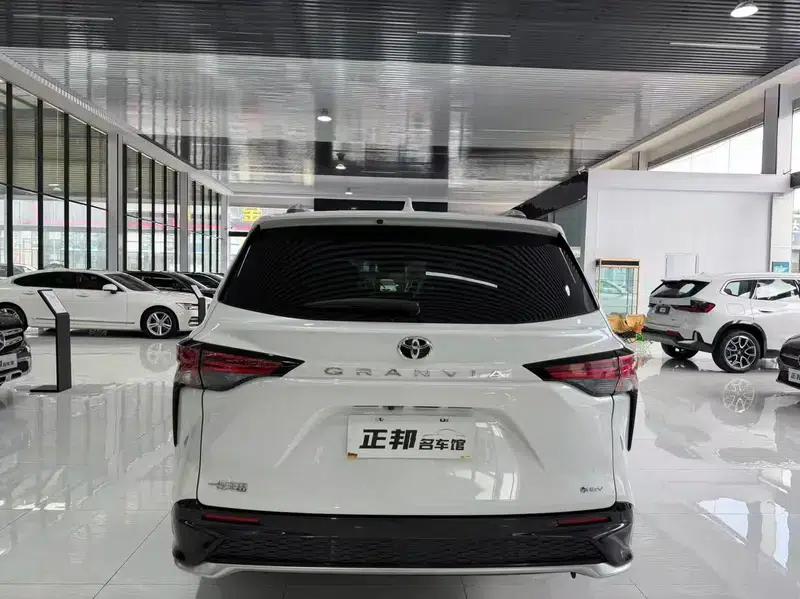 2024 Grevia Intelligent Hybrid Dual Engine 2.5L Two-Wheel Drive Premium ULTRA Edition — миниатюра 5