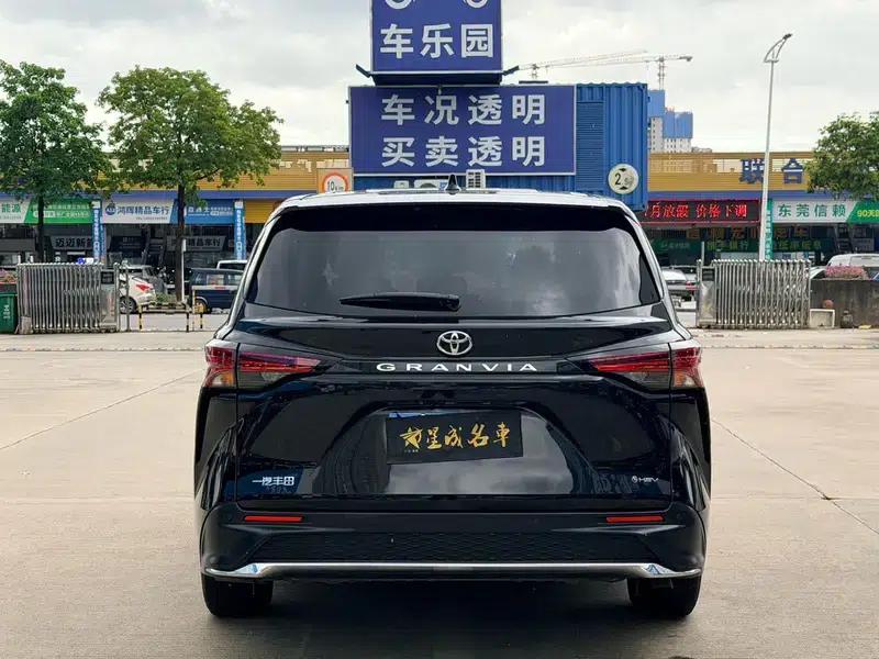 2023 Grevia Intelligent Hybrid Dual Engine 2.5L Comfort Edition — миниатюра 5