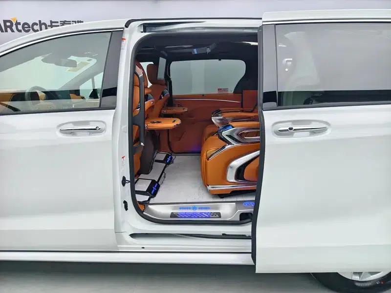 2026 Grevia Intelligent Hybrid Dual Engine 2.5L Two-Wheel Drive Comfort Edition — миниатюра 25