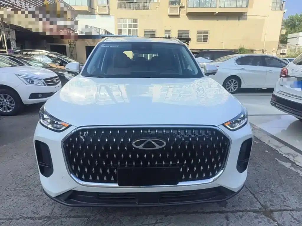 Chery Tiggo 8L 2024 2.0T 2WD Luxury Edition 5-seater — миниатюра 3