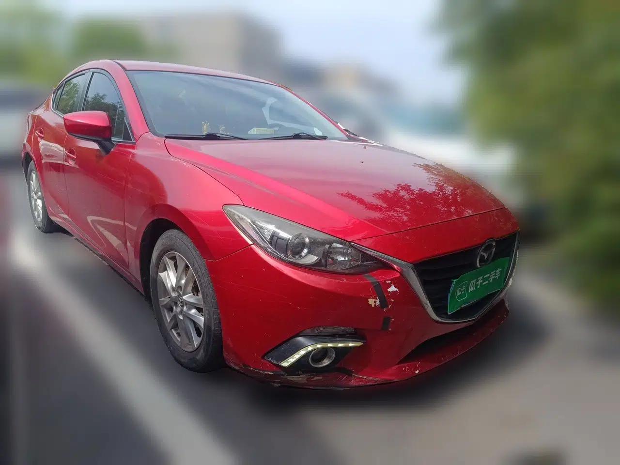 Mazda 3 Axela 2016 Sedan 1.5L Automatic Luxury Model — миниатюра 3