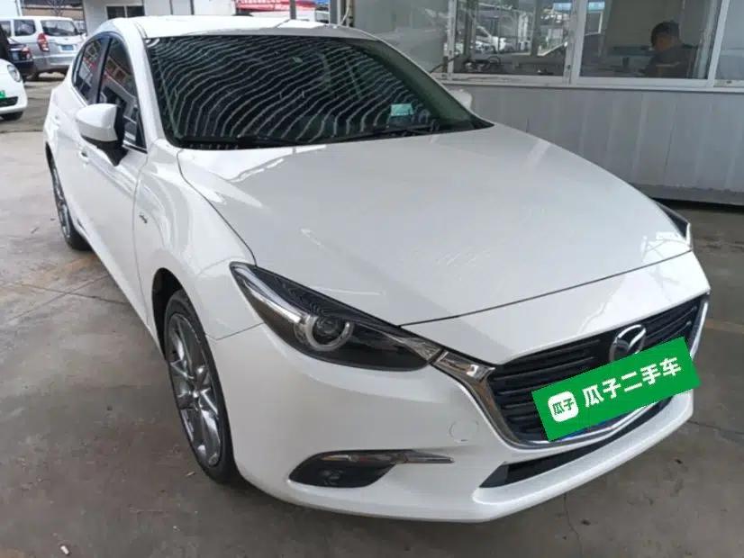 Mazda 3 Axela 2017 Hatchback 2.0L Automatic Sport Model China V Emission Standard — миниатюра 3