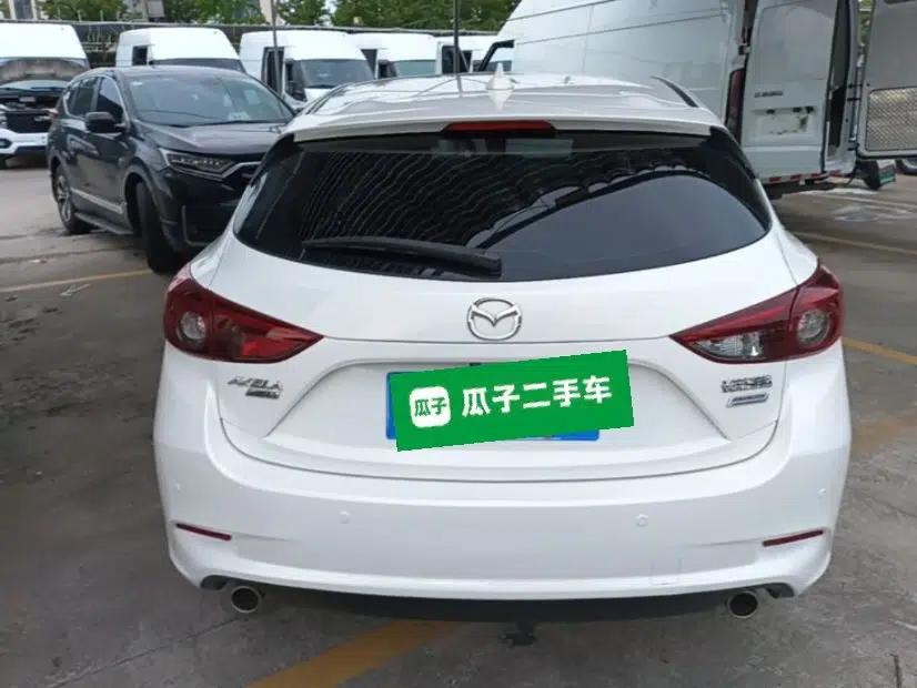 Mazda 3 Axela 2017 Hatchback 2.0L Automatic Sport Model China V Emission Standard — миниатюра 5