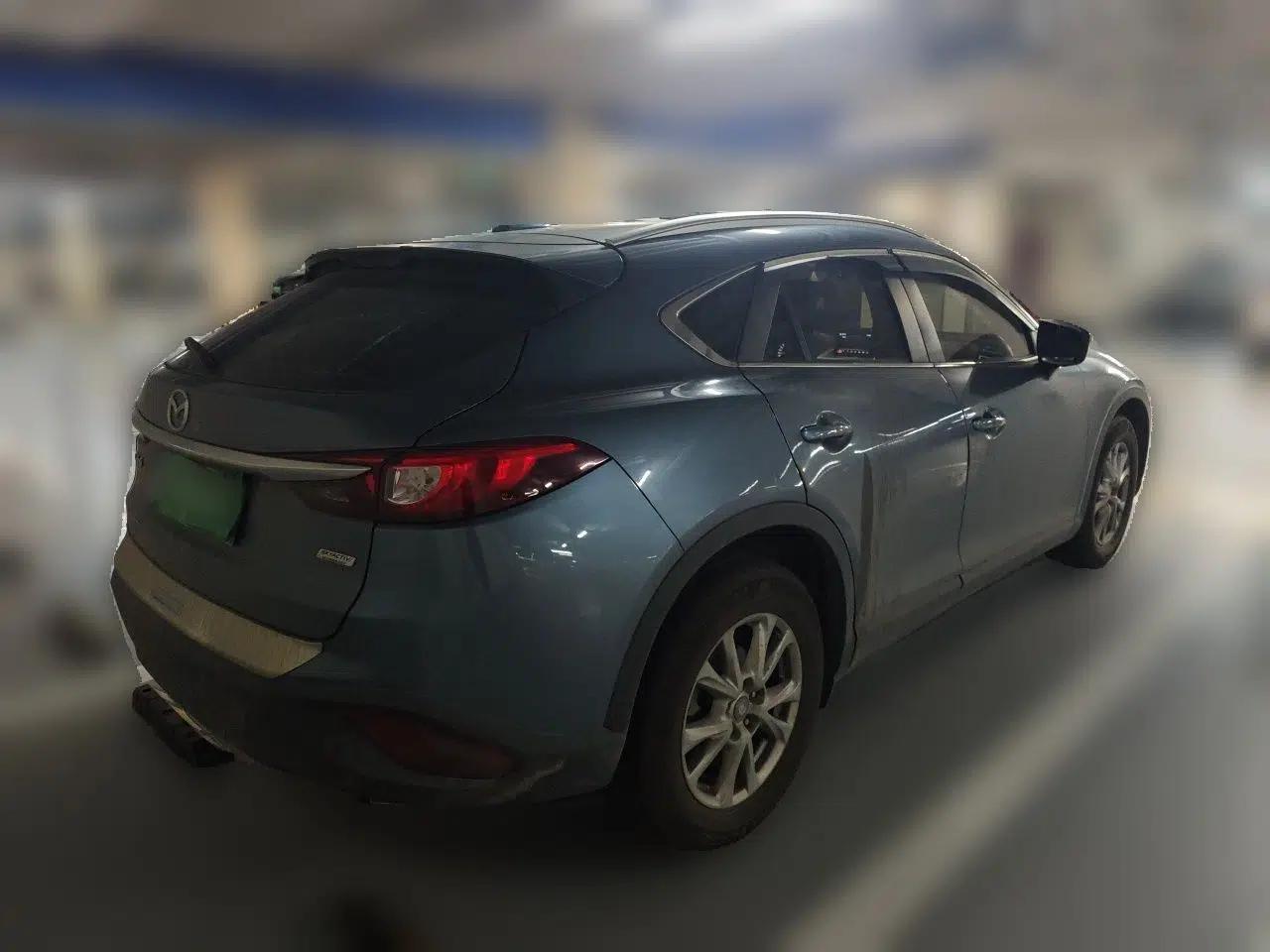 Mazda CX-4 2018 2.0L Automatic Two-Wheel Drive Blue Sky Luxury Edition — миниатюра 6