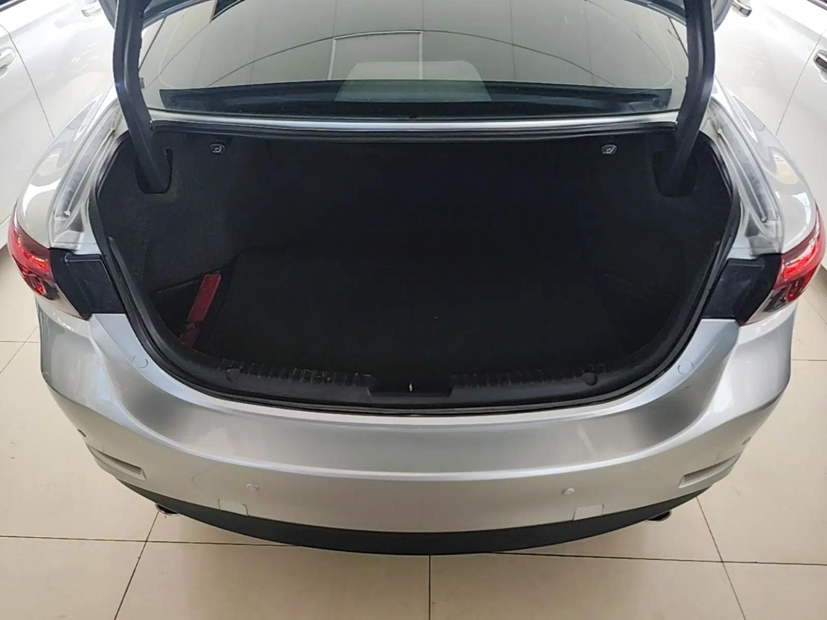 Mazda Atenza 2018 2.5L Blue Sky Prestige Edition China V Standard — миниатюра 22