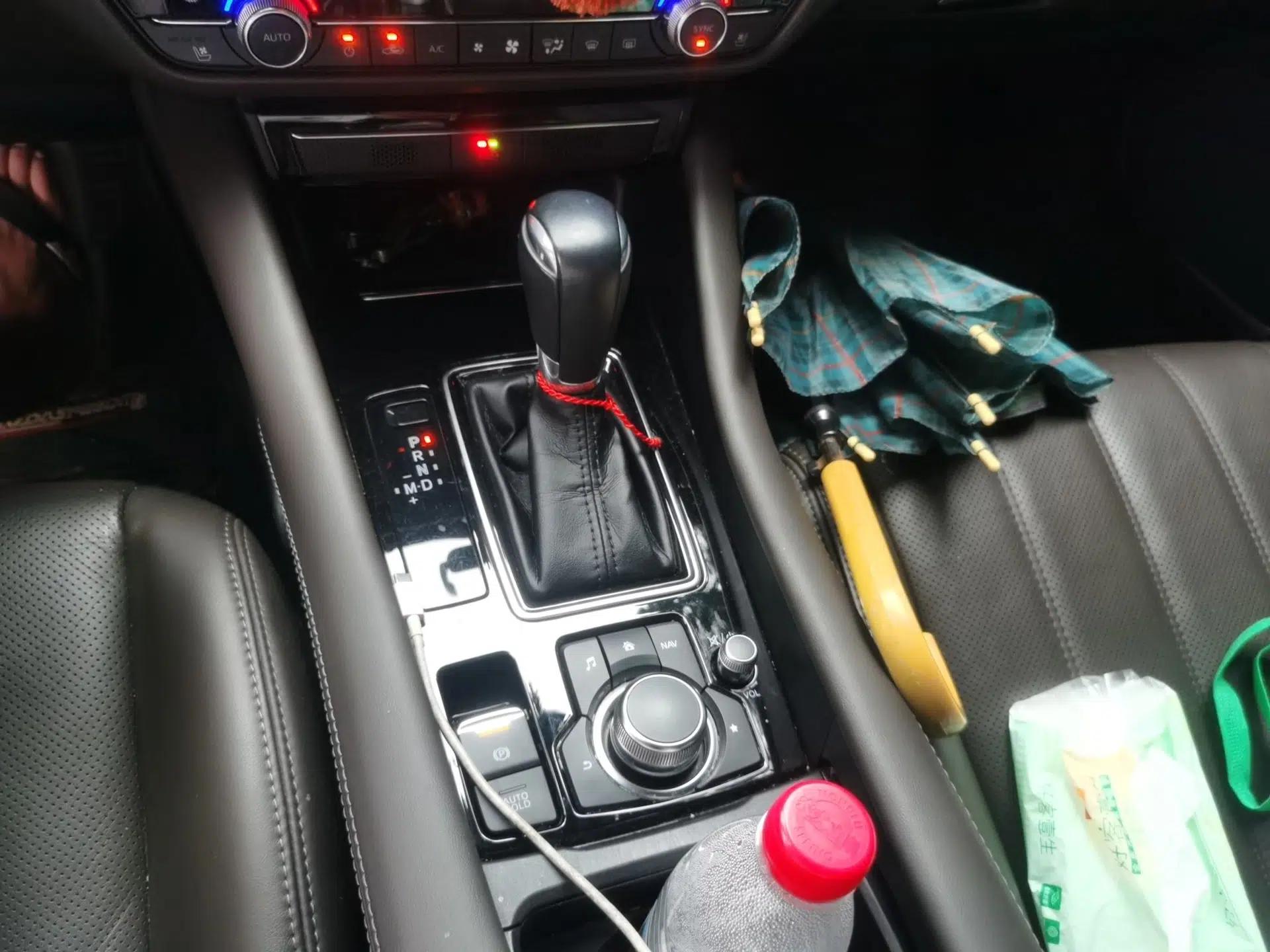 Mazda Atenza 2020 2.5L Sky Blue Prestige Edition — миниатюра 14