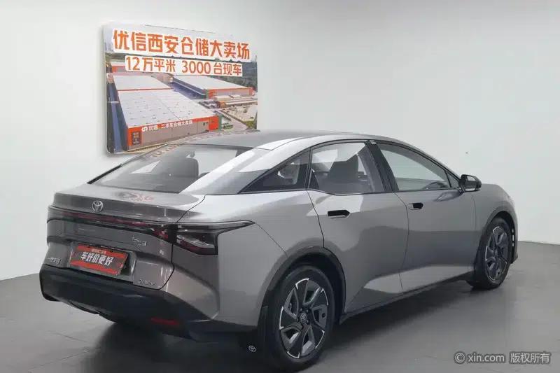 Toyota bZ3 2023 Long Range PRO — миниатюра 4