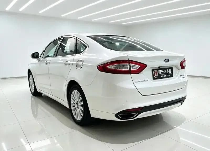 2013 Ford Mondeo 2.0L GTDi200 Fashion Edition — миниатюра 4