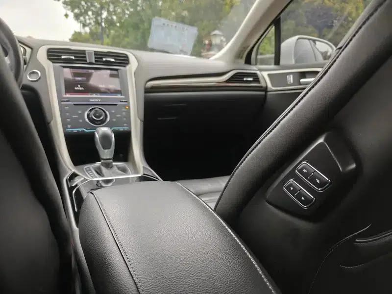 2013 Mondeo 2.0L GTDi240 Flagship Edition — миниатюра 11