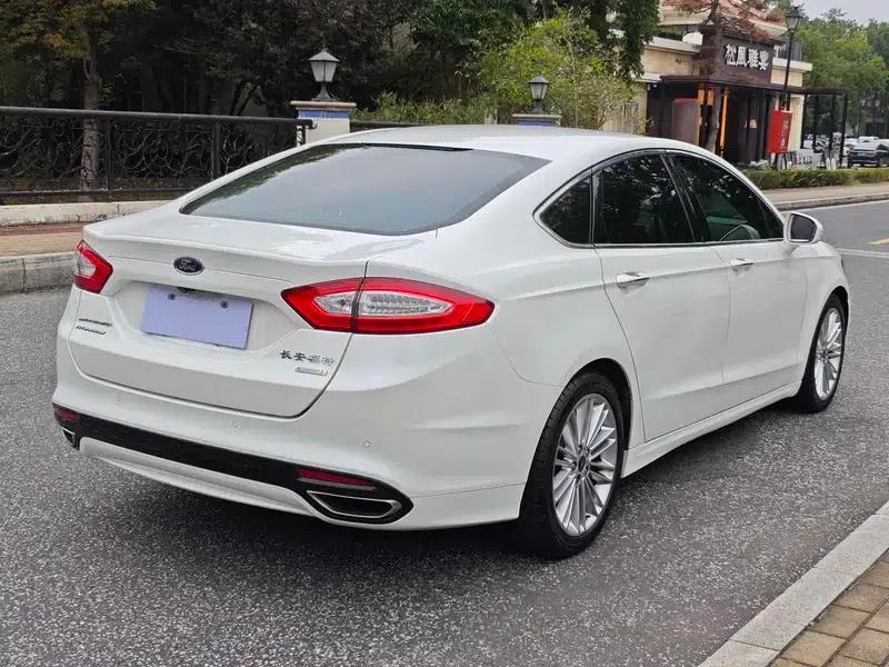 2013 Mondeo 2.0L GTDi240 Flagship Edition — миниатюра 7