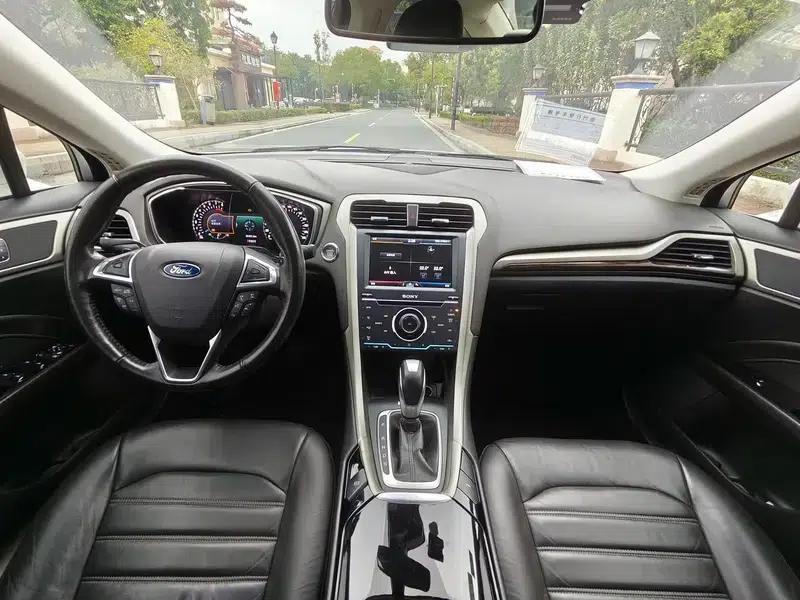 2013 Mondeo 2.0L GTDi240 Flagship Edition — миниатюра 8