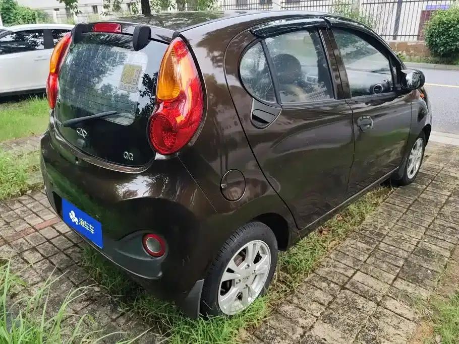 Chery QQ 2013 1.0L Manual Happy Edition — миниатюра 3