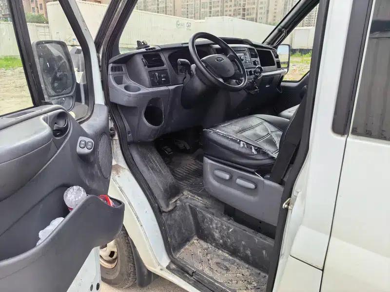New Generation Ford Transit 2015 Model 2.4T Short Wheelbase 6-Seat Mid-Roof Multi-Purpose Vehicle — миниатюра 11