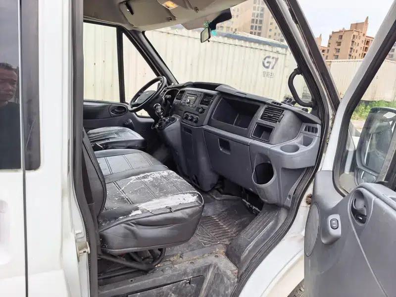 New Generation Ford Transit 2015 Model 2.4T Short Wheelbase 6-Seat Mid-Roof Multi-Purpose Vehicle — миниатюра 8